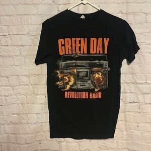 Vintage Green Day Revolution Radio Unisex T Shirt Small